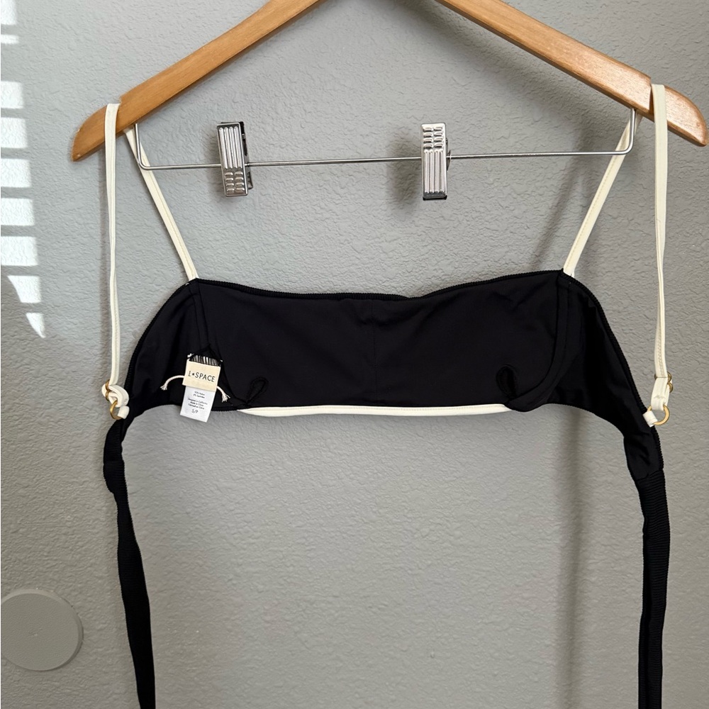 l*space Black Crop Tank with Cream Trim - Picture 2 of 3